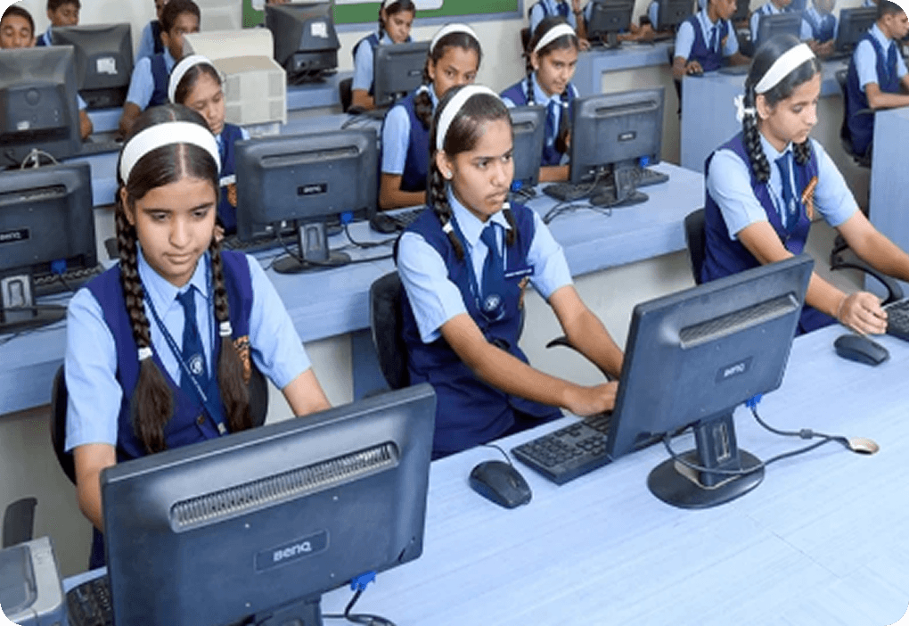 Dr. Cyrus Poonawalla English Medium School (Uruli Kanchan) gallery image 2