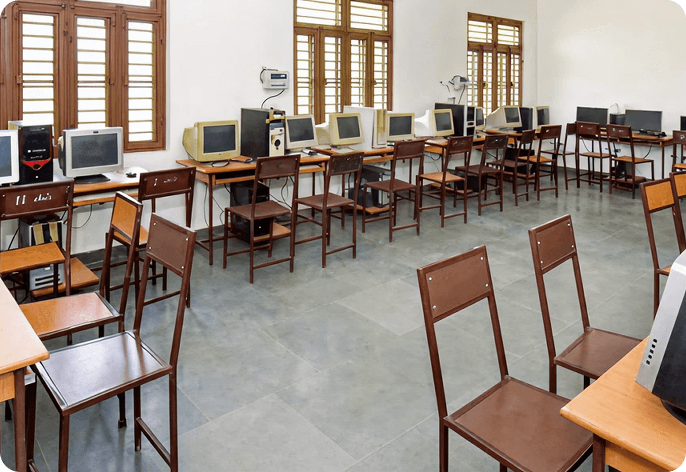 Dr. Cyrus Poonwalla High School & Junior College (Round Table India, Naigaon Village, Purandar Taluka gallery image 3