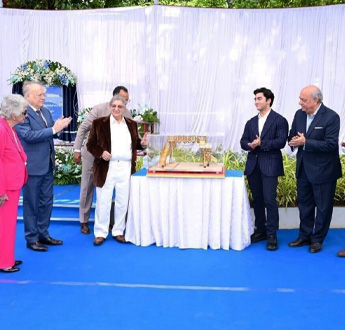 foot-over-bridge-at-the-bishop-school